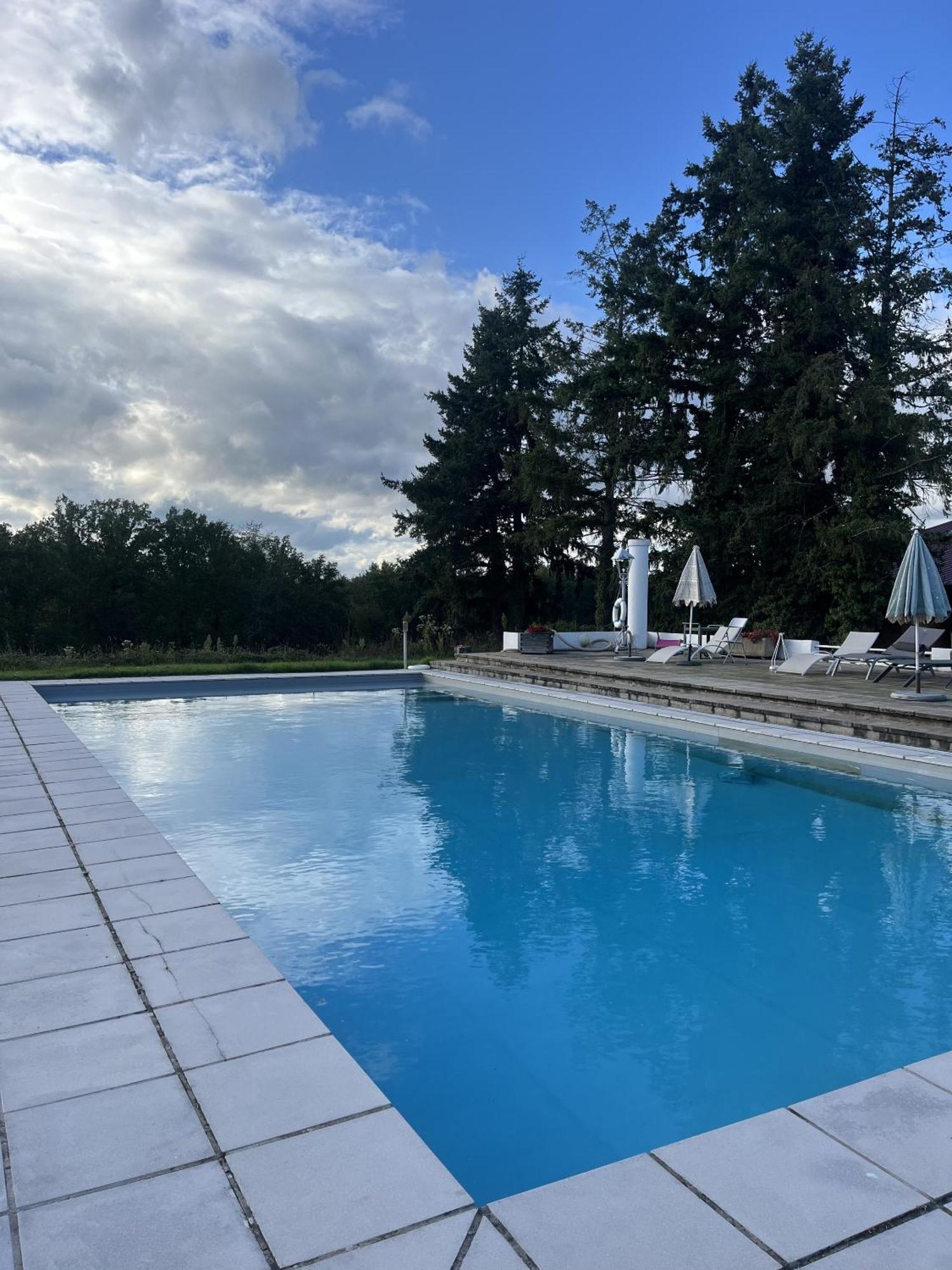 Chateau Tout Y Fault Loriges Exterior photo